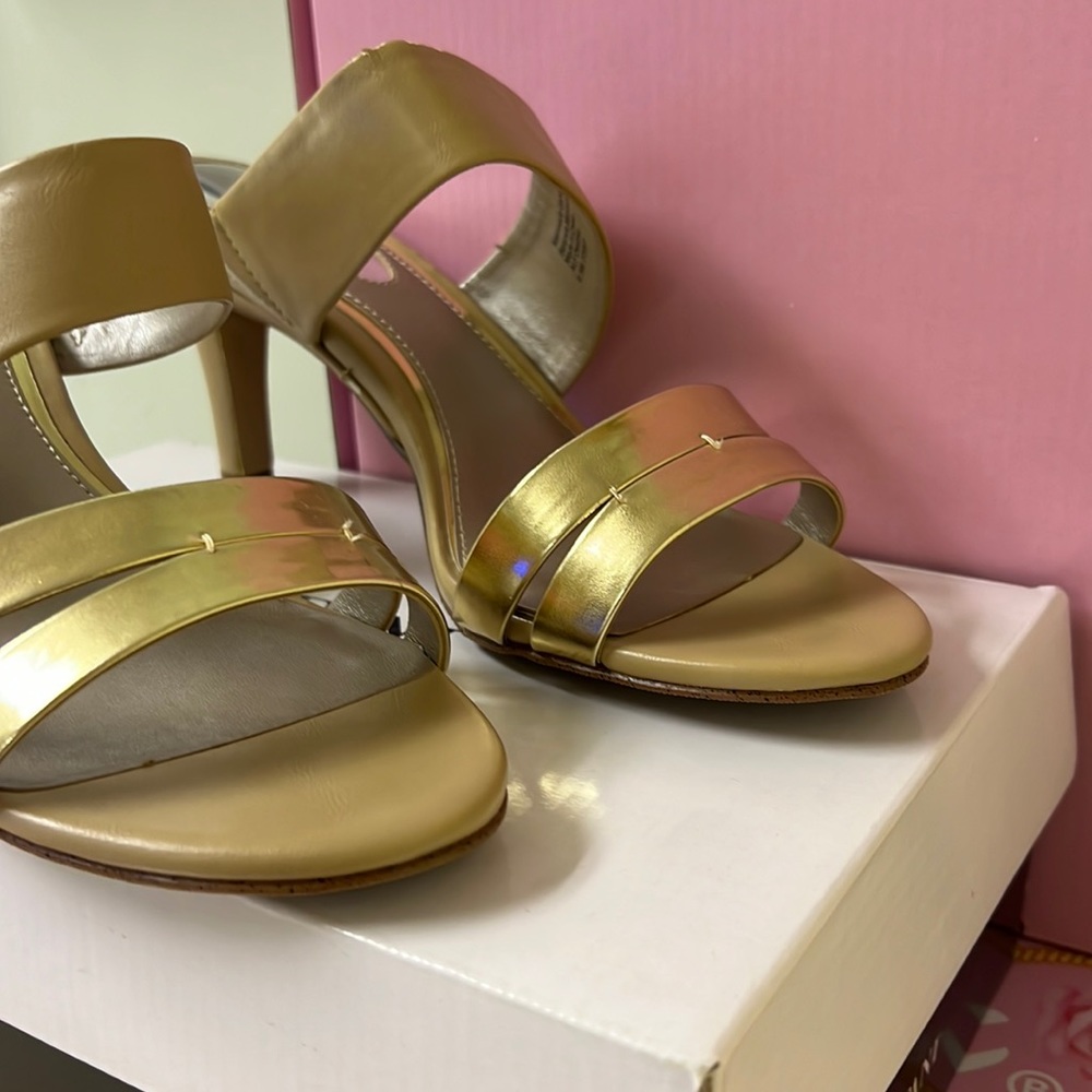 NWOT - Alfani sling backs